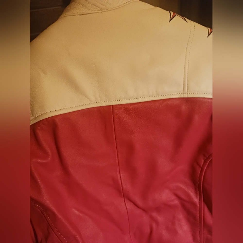 Leather jacket - Picture 4 of 6